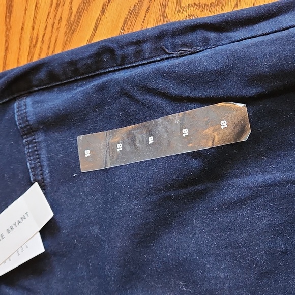 Lane Bryant Signature Fit Jegging NWT - Picture 2 of 6